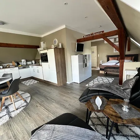 „holzwurm-paradies“ Apartman *