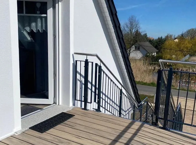 „holzwurm-paradies“ *