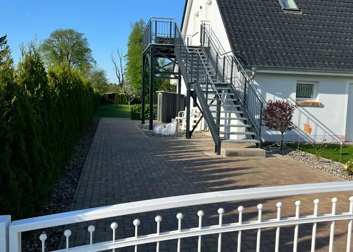 „holzwurm-paradies“